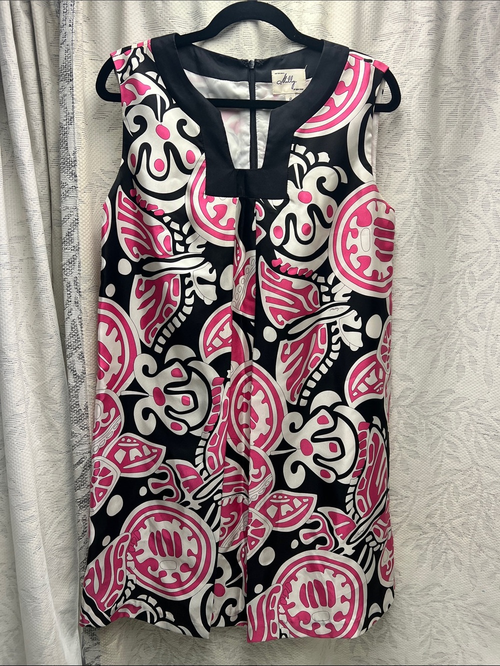 Milly of New York - Silk Black, White & Pink Sleeveless Printed Shift Dress